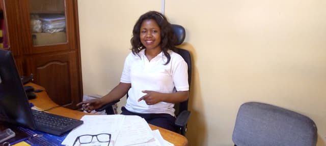 FOSEH RENITA NCHUYEKE